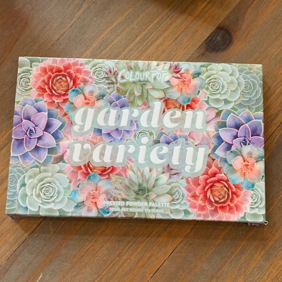 Colourpop eye shadow pallet - Picture 4 of 5